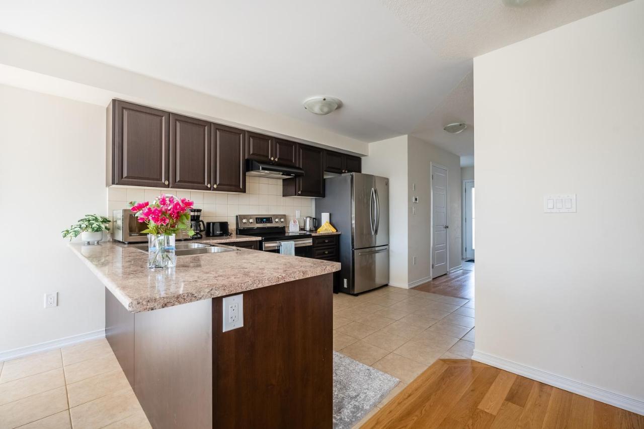 New 3Br Townhouse, Minutes To Niagara Falls And Brock University By Globalstay Thorold Kültér fotó