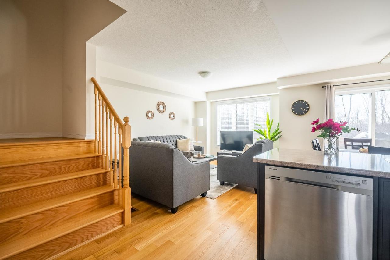 New 3Br Townhouse, Minutes To Niagara Falls And Brock University By Globalstay Thorold Kültér fotó